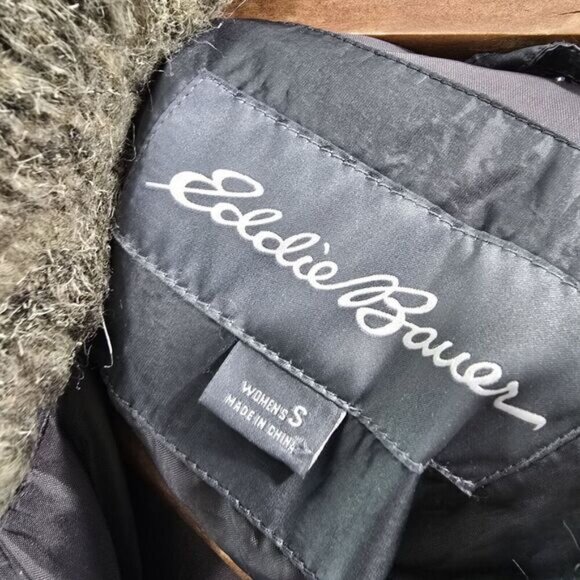 Eddie Bauer Down Vest Womens Small Gray Zip Faux Fur Quilted Puffer Coat 650 FP - Picture 3 of 10